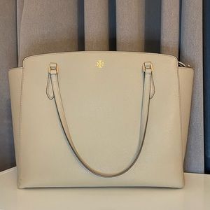 Tory Burch Emerson Top Zip Tote Saffiano Leather Large in French Gray / Taupe